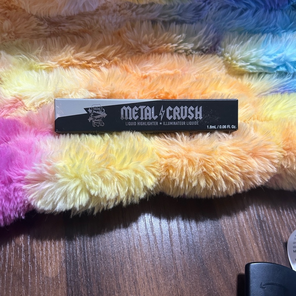 Metal Crush Liquid Highlighter - Helix